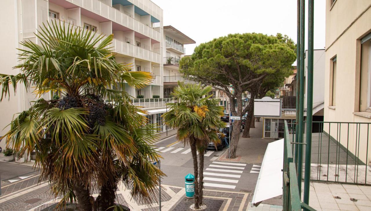 Condominio Sirene Lido di Jesolo Exteriör bild